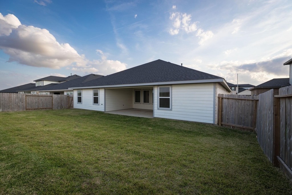 31514 Avebury Lake Lane - Photo 43