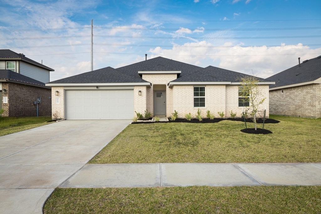 31514 Avebury Lake Lane - Photo 0