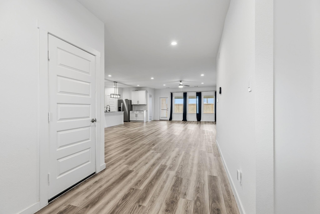 31514 Avebury Lake Lane - Photo 37