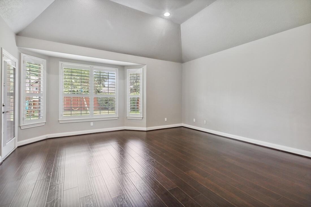 5819 Santa Fe Springs Drive - Photo 5