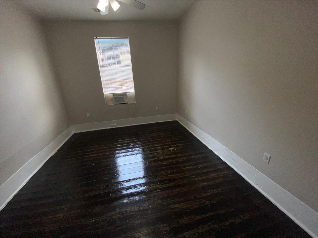 1517 Summer Street - Photo 8