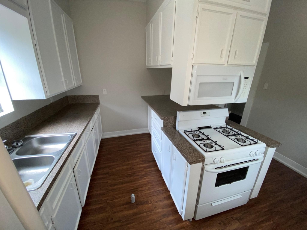 1517 Summer Street - Photo 13