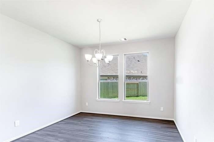25435 Kidwiler Drive - Photo 4