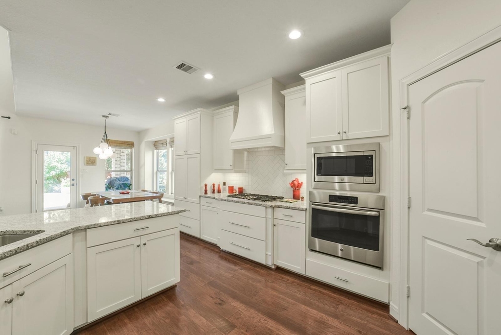 6 S Wheatleigh Drive - Photo 9