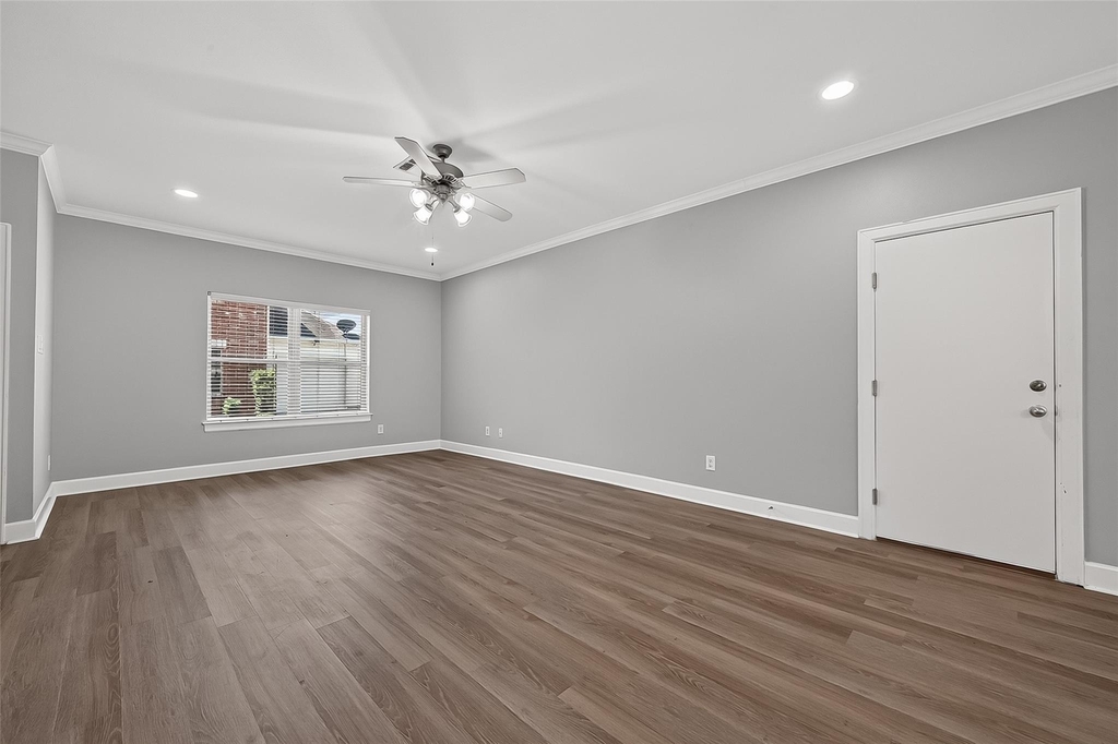 5951 S Loop E - Photo 6
