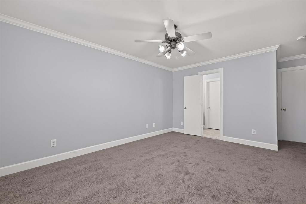 5951 S Loop E - Photo 12