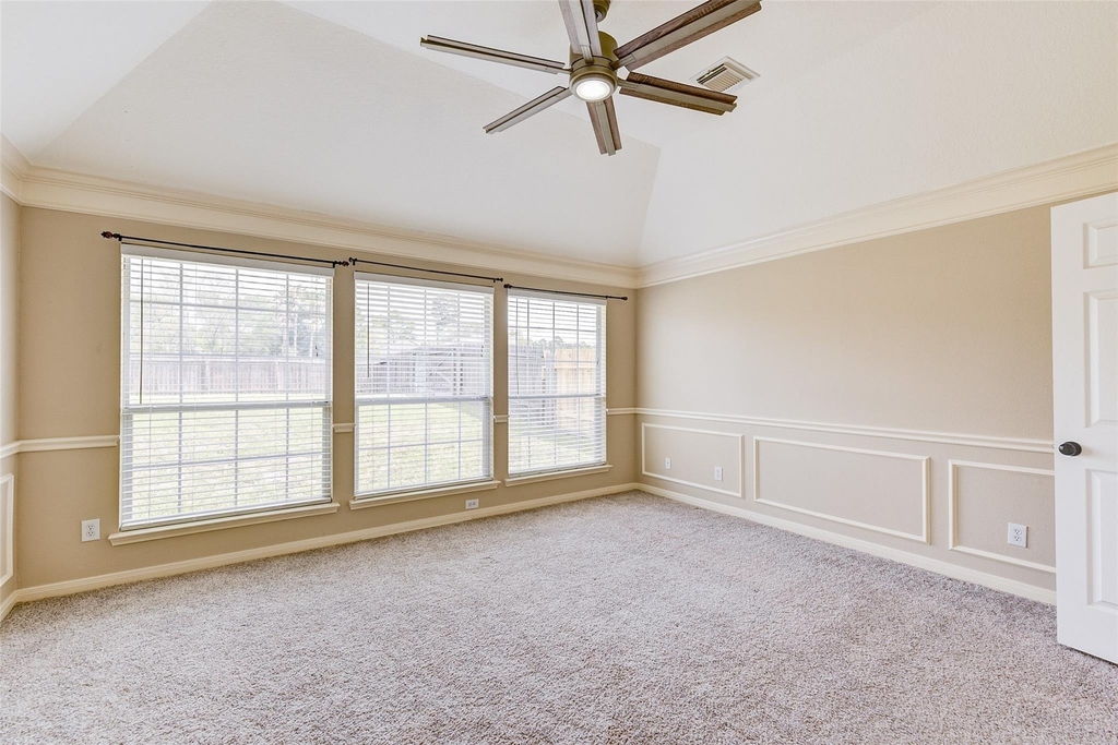 25910 Oakridge Forest Lane - Photo 17