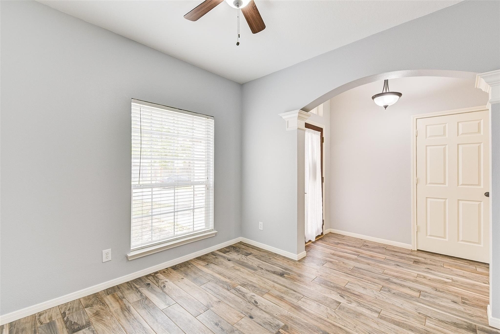 25910 Oakridge Forest Lane - Photo 8
