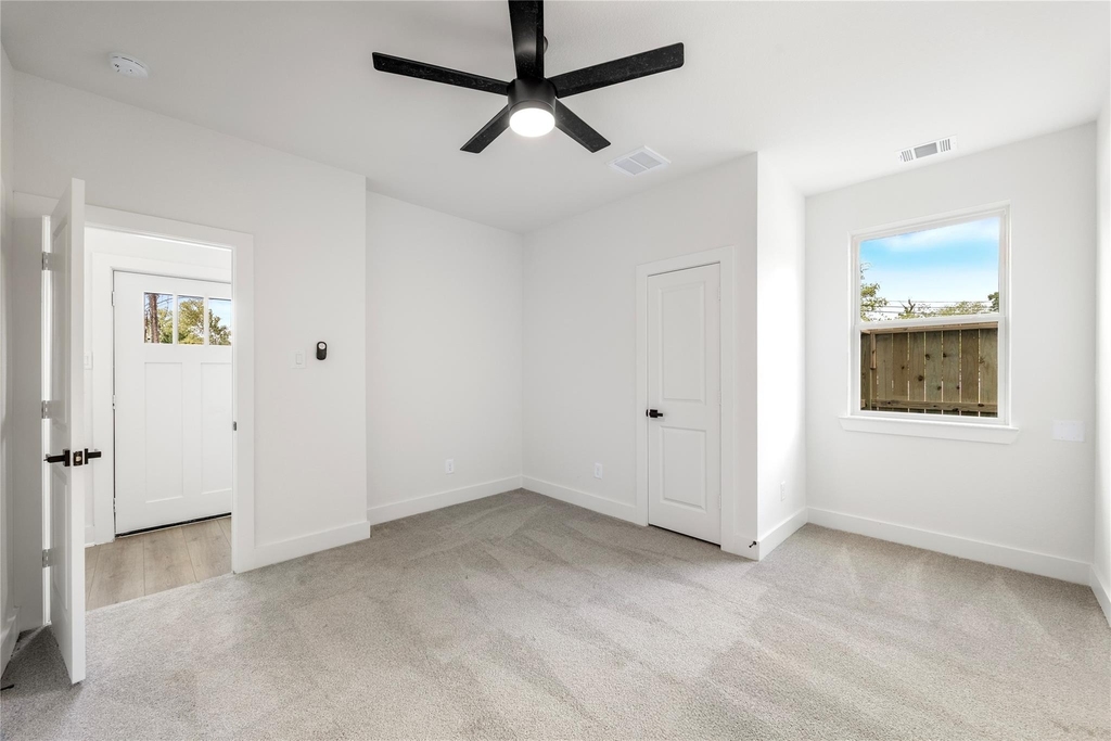 947 Green Meadow Street - Photo 8