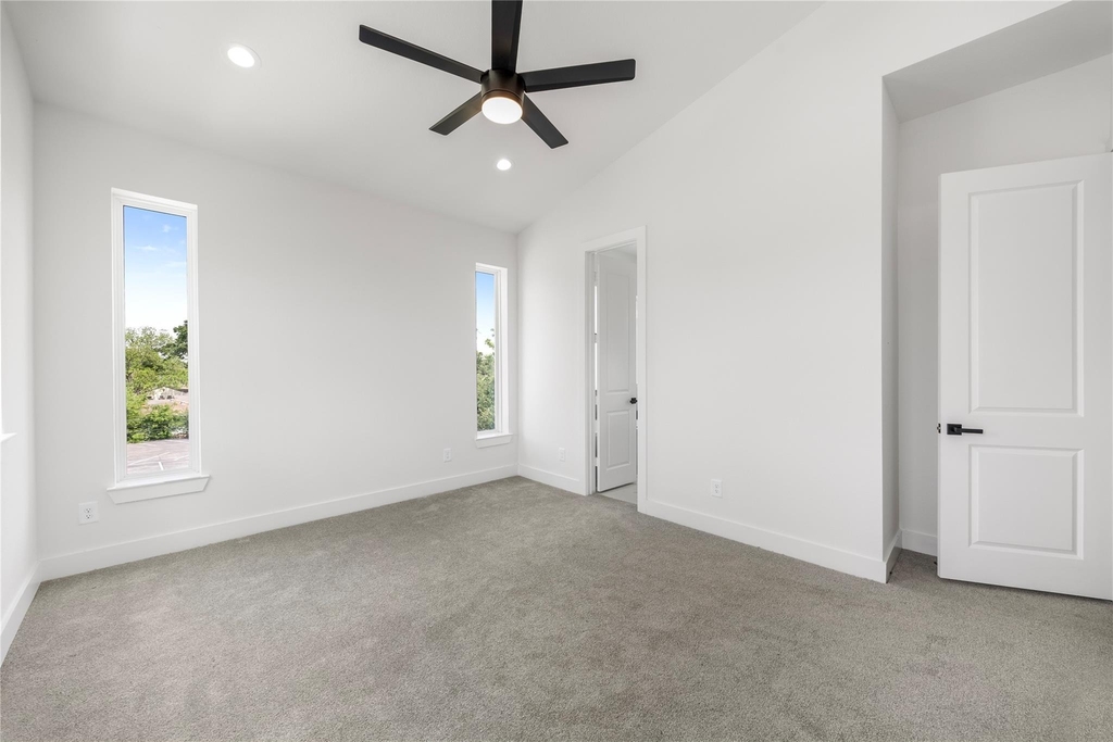 947 Green Meadow Street - Photo 9