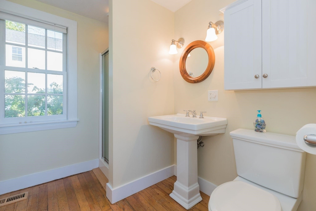 41 Dearborn - Photo 13