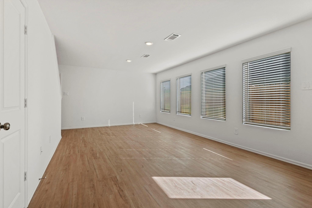 17194 Quaking Aspen Lane - Photo 8