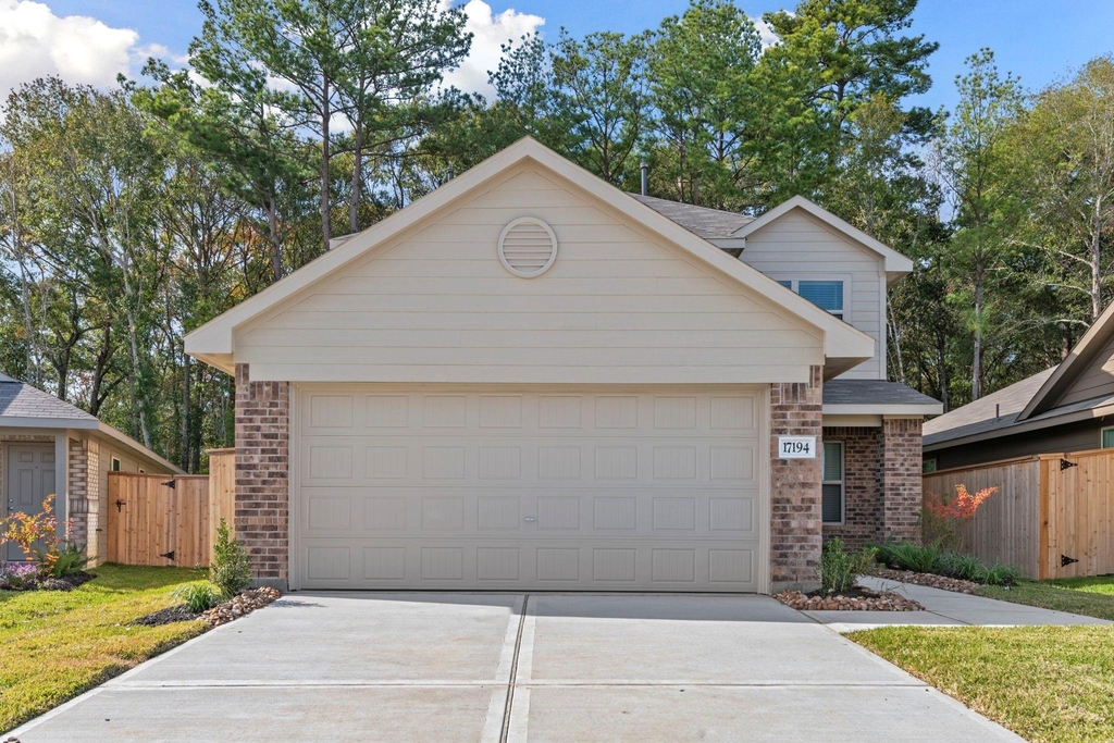 17194 Quaking Aspen Lane - Photo 0