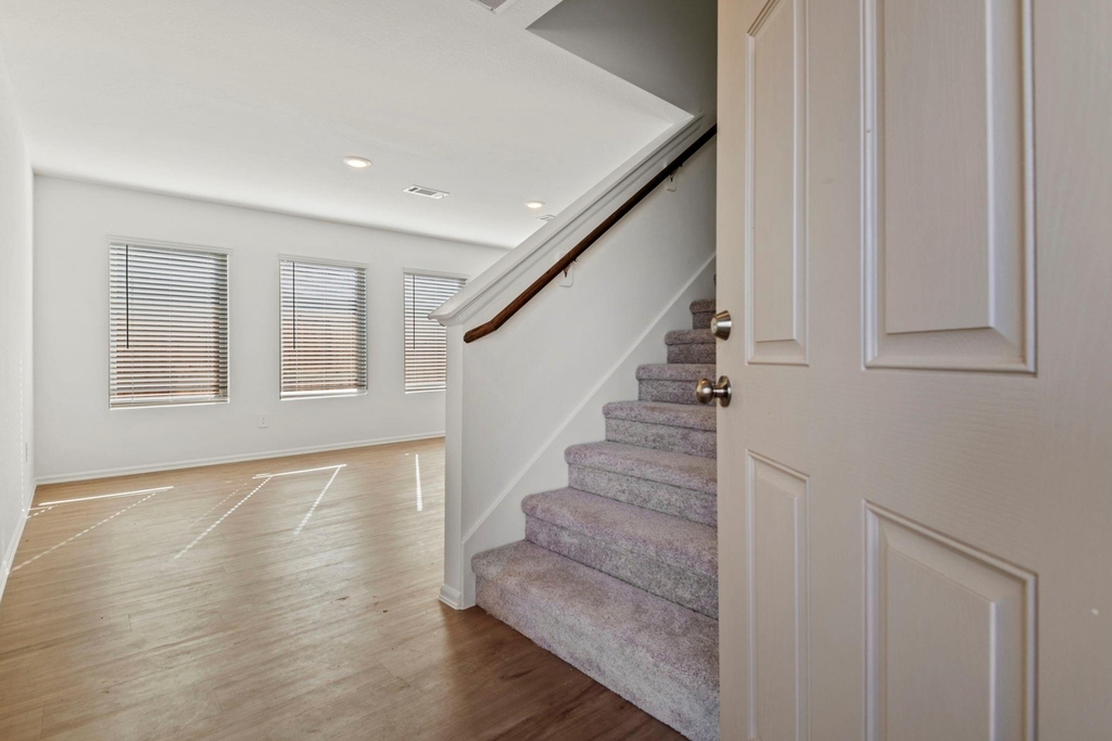 17194 Quaking Aspen Lane - Photo 5