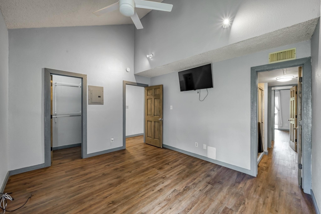 12900 Walden Road - Photo 10