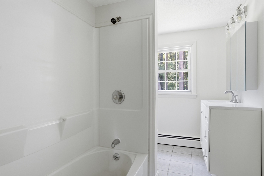 289 Derry - Photo 12