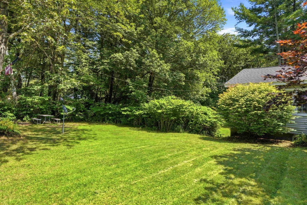 289 Derry - Photo 16