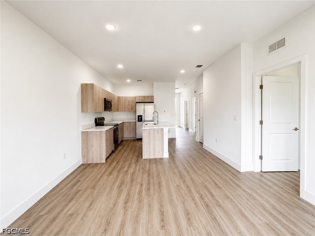 1258 Milwaukee Boulevard - Photo 2