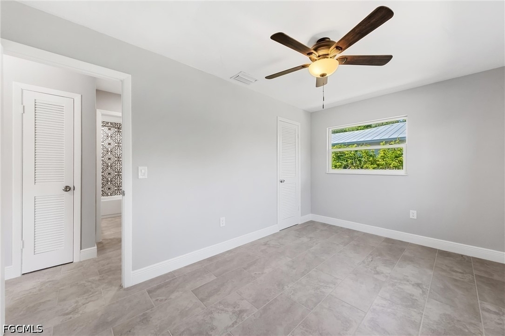 1003 April Lane - Photo 14