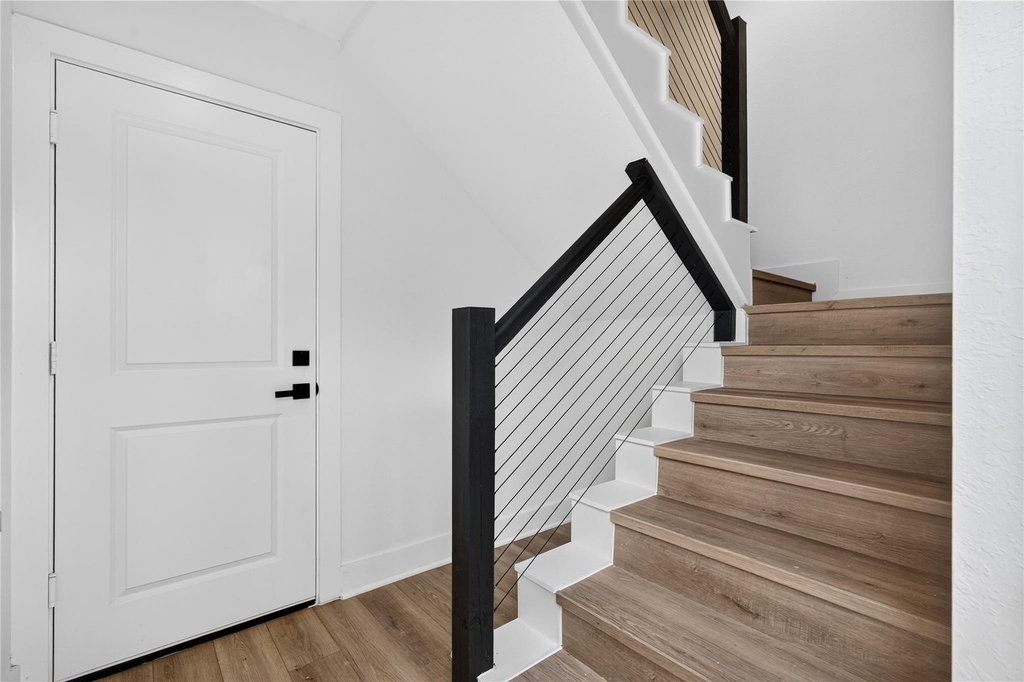4822 Creekmont Drive - Photo 1