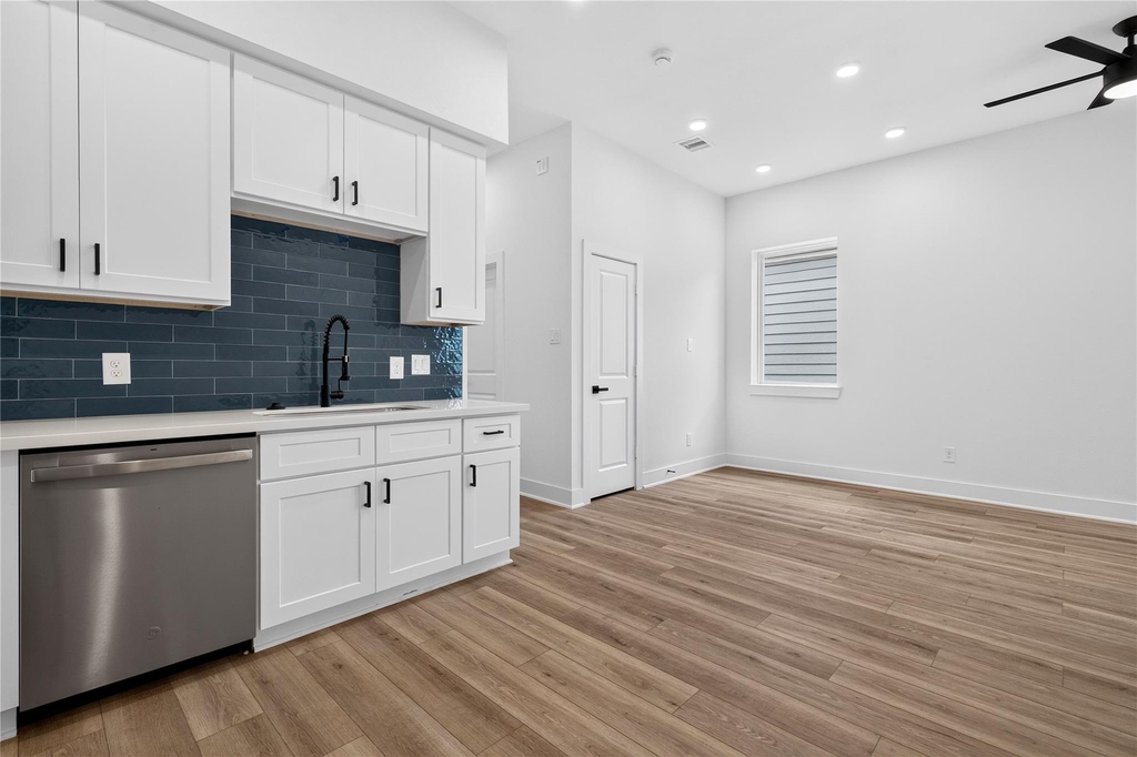 4822 Creekmont Drive - Photo 7