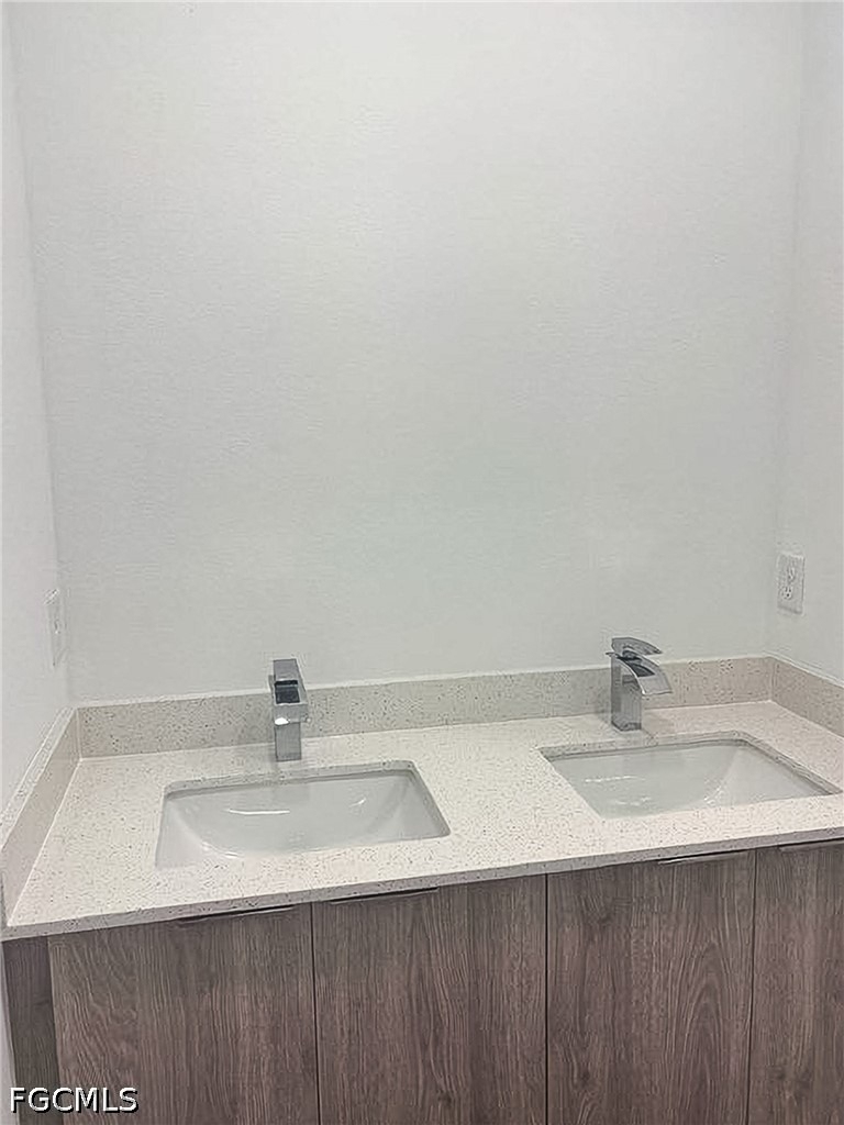 1266 Milwaukee Boulevard - Photo 8