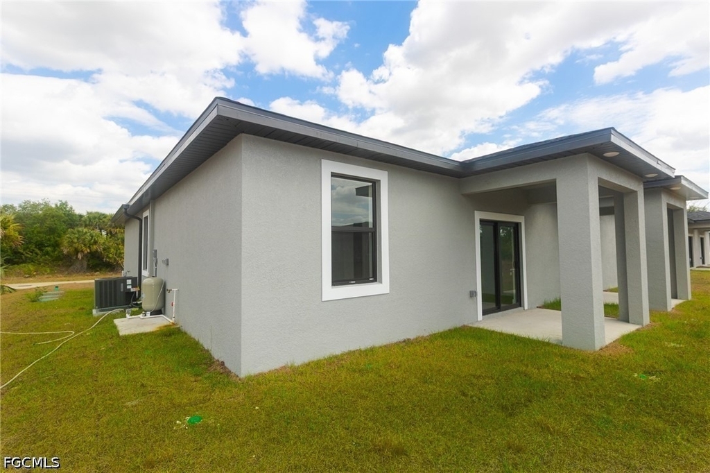 1266 Milwaukee Boulevard - Photo 14