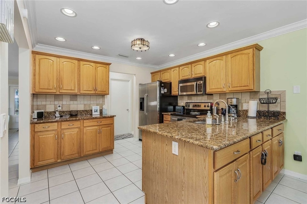 201 Se 28th Terrace - Photo 22
