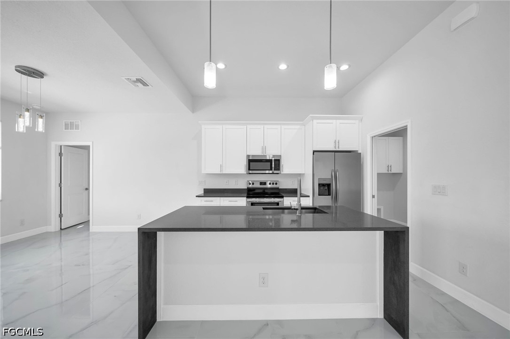 2504 Sw 32nd Street - Photo 7