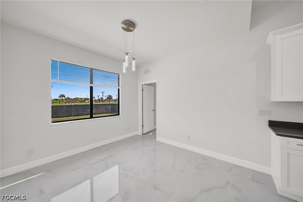 2504 Sw 32nd Street - Photo 9