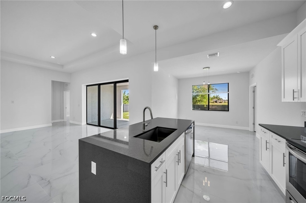 2504 Sw 32nd Street - Photo 10