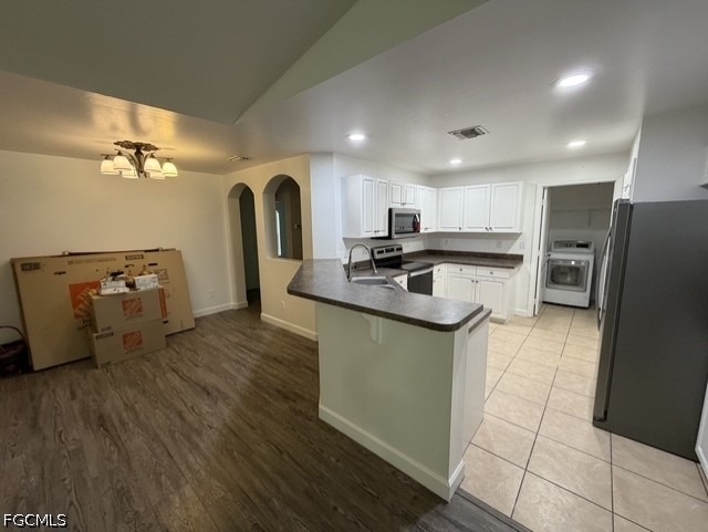 623 Summit Avenue S - Photo 8