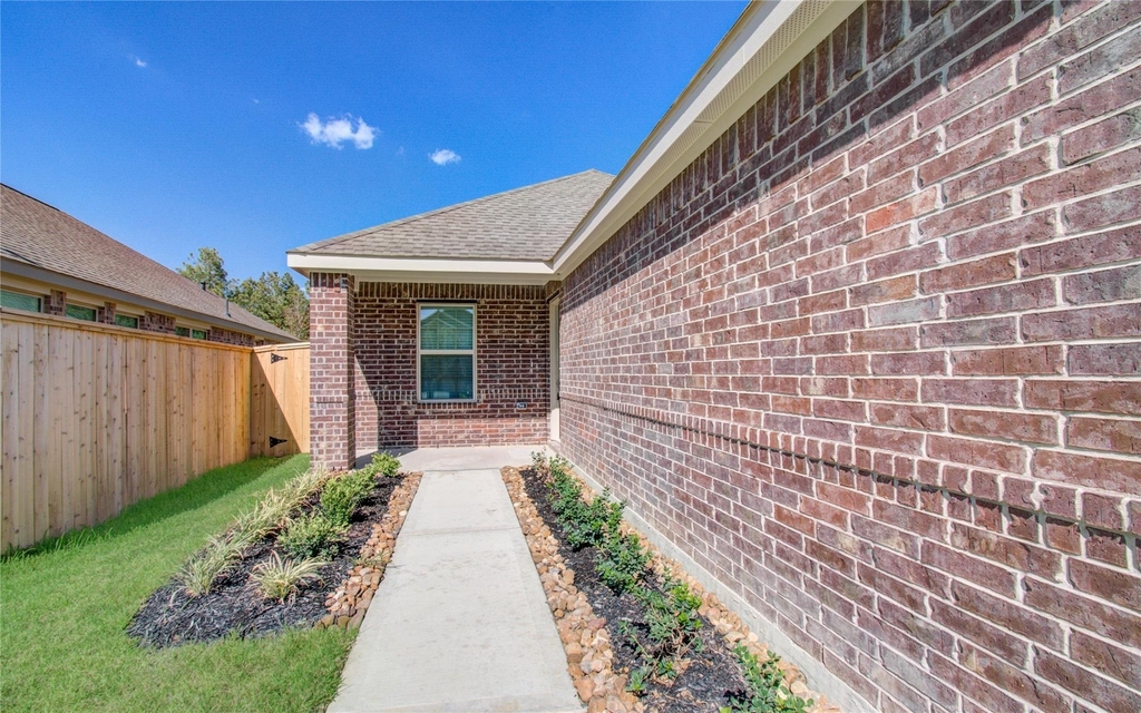 24035 Priano Forest Dr - Photo 3