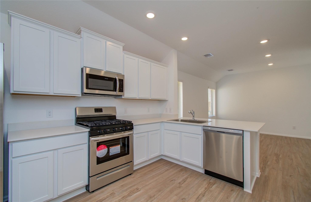 24035 Priano Forest Dr - Photo 19