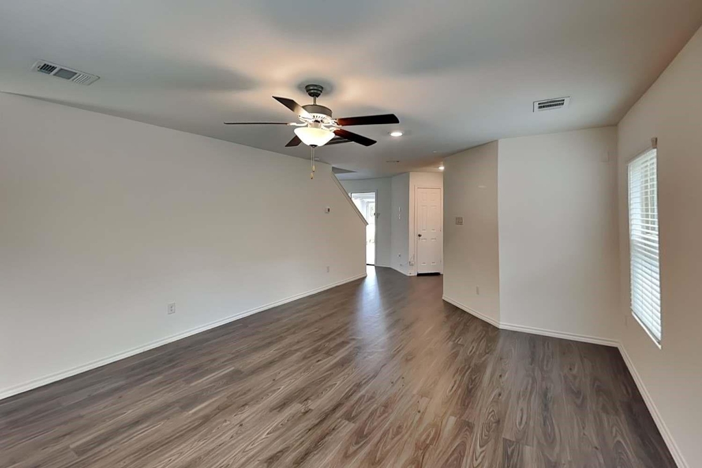 18824 Orvieto Court - Photo 2