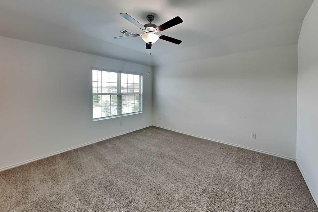 18824 Orvieto Court - Photo 6