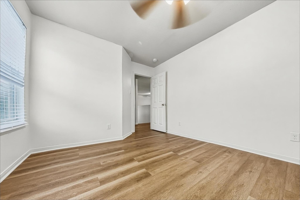 16818 Blackberry Lily Lane - Photo 15