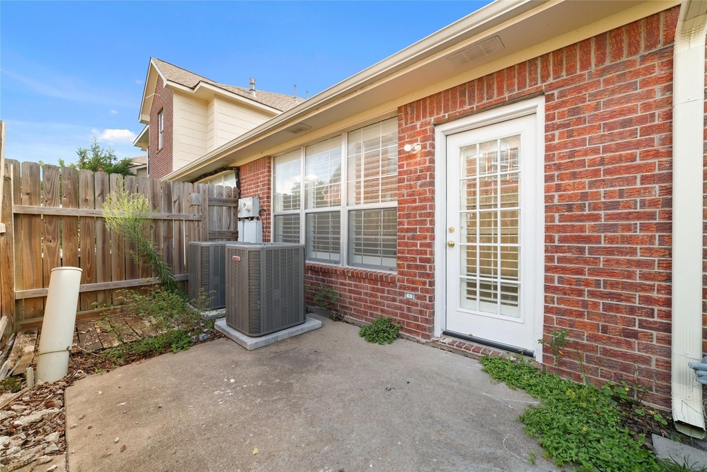 1408 S Friendswood Drive - Photo 24