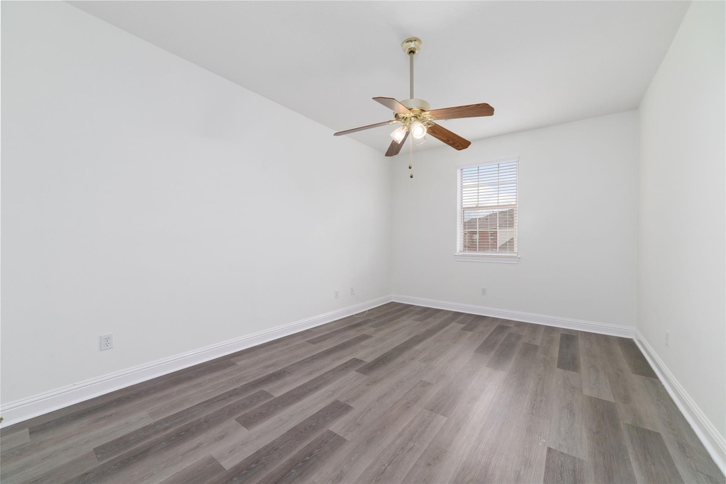 1408 S Friendswood Drive - Photo 19