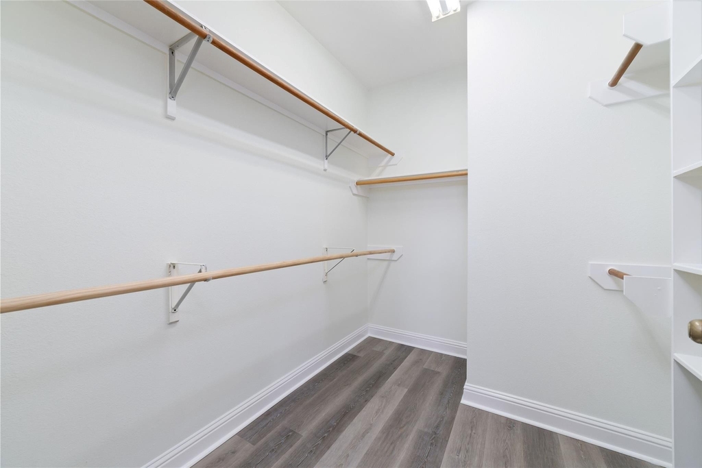 1408 S Friendswood Drive - Photo 18