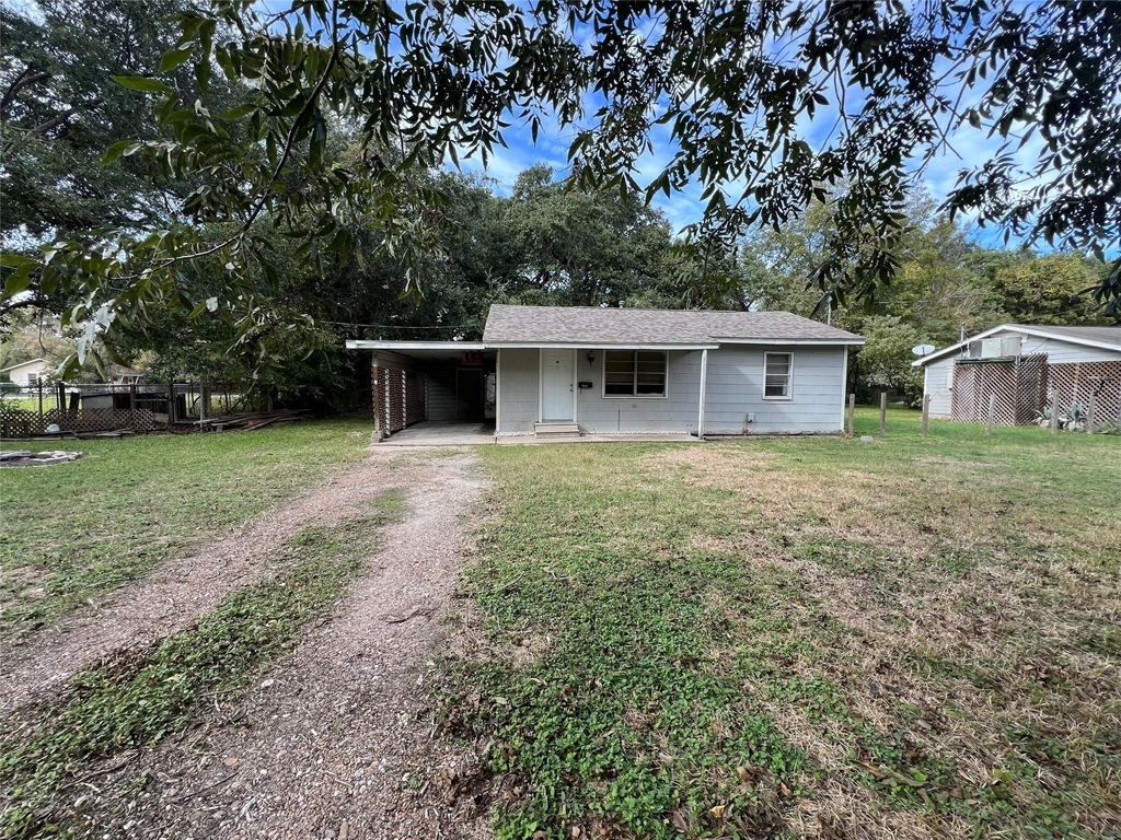 1026 Meyer Street - Photo 0