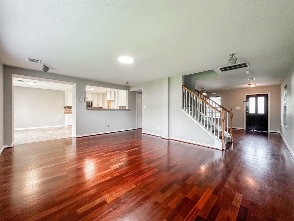 5739 Westminster Village Dr - Photo 13