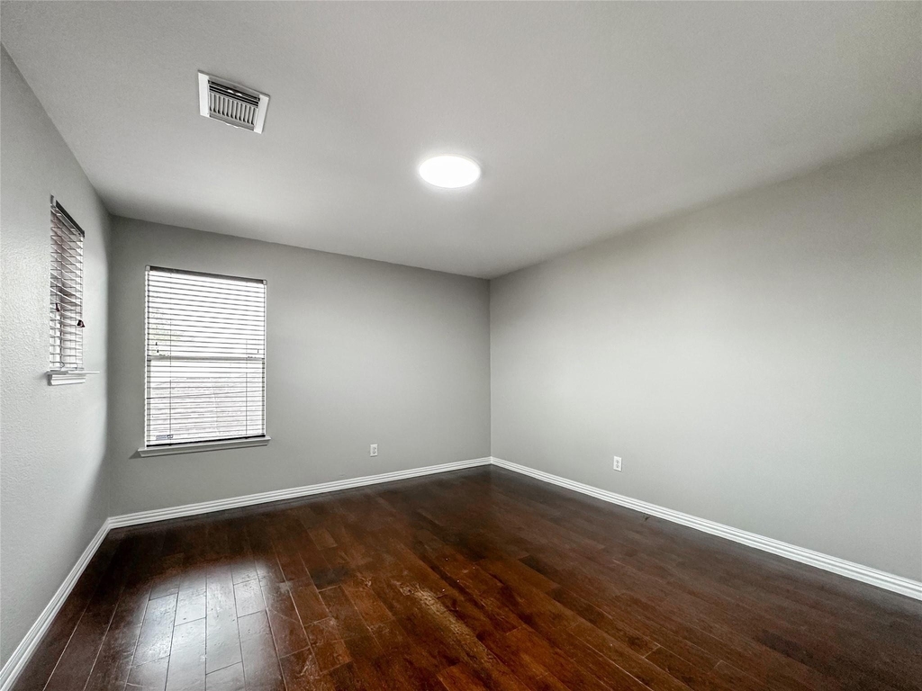 5739 Westminster Village Dr - Photo 32