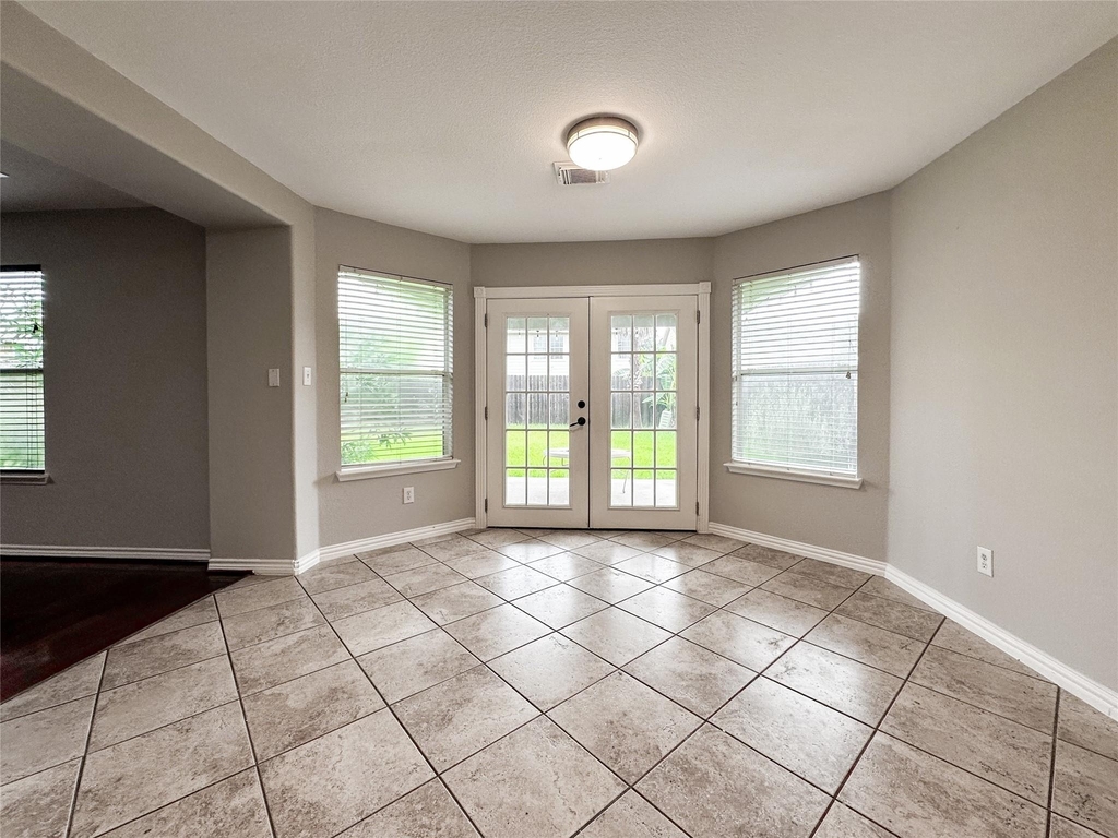 5739 Westminster Village Dr - Photo 17