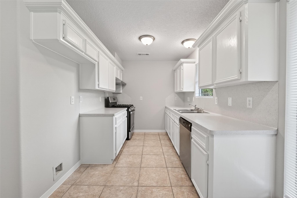 7429 Elbridge Lane - Photo 14