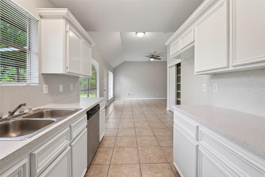 7429 Elbridge Lane - Photo 19
