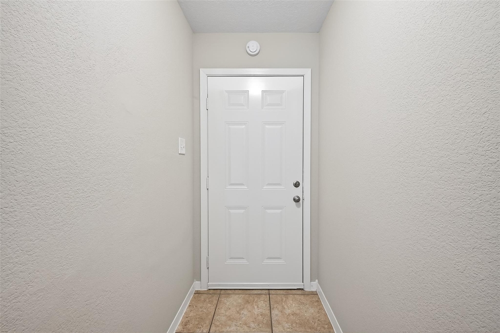 7429 Elbridge Lane - Photo 5