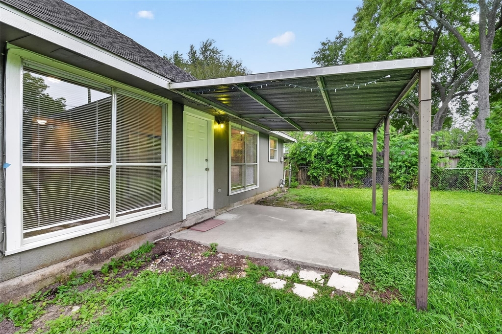 7429 Elbridge Lane - Photo 44