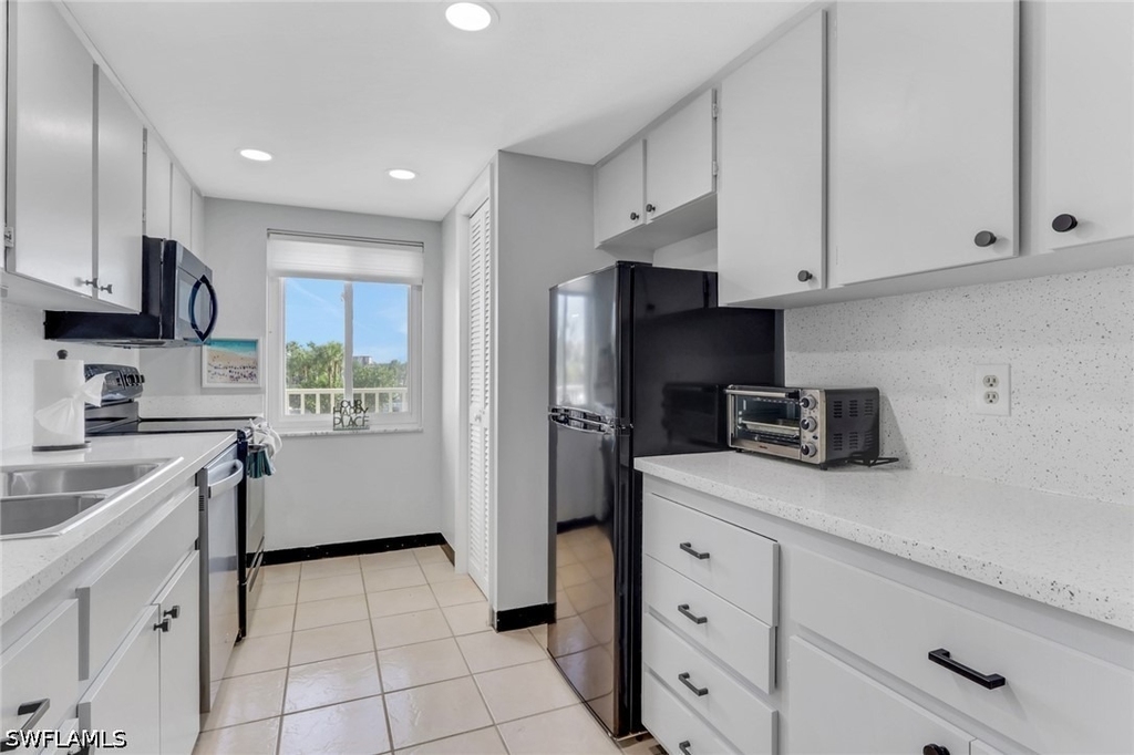 7400 Estero Boulevard - Photo 3
