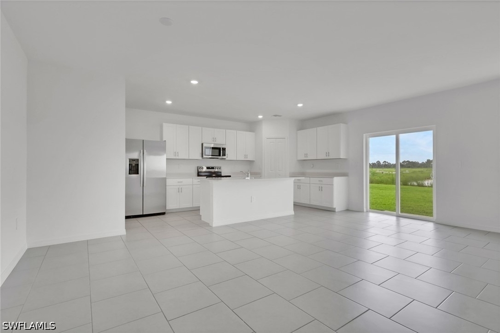 19550 Fairhill Court - Photo 7